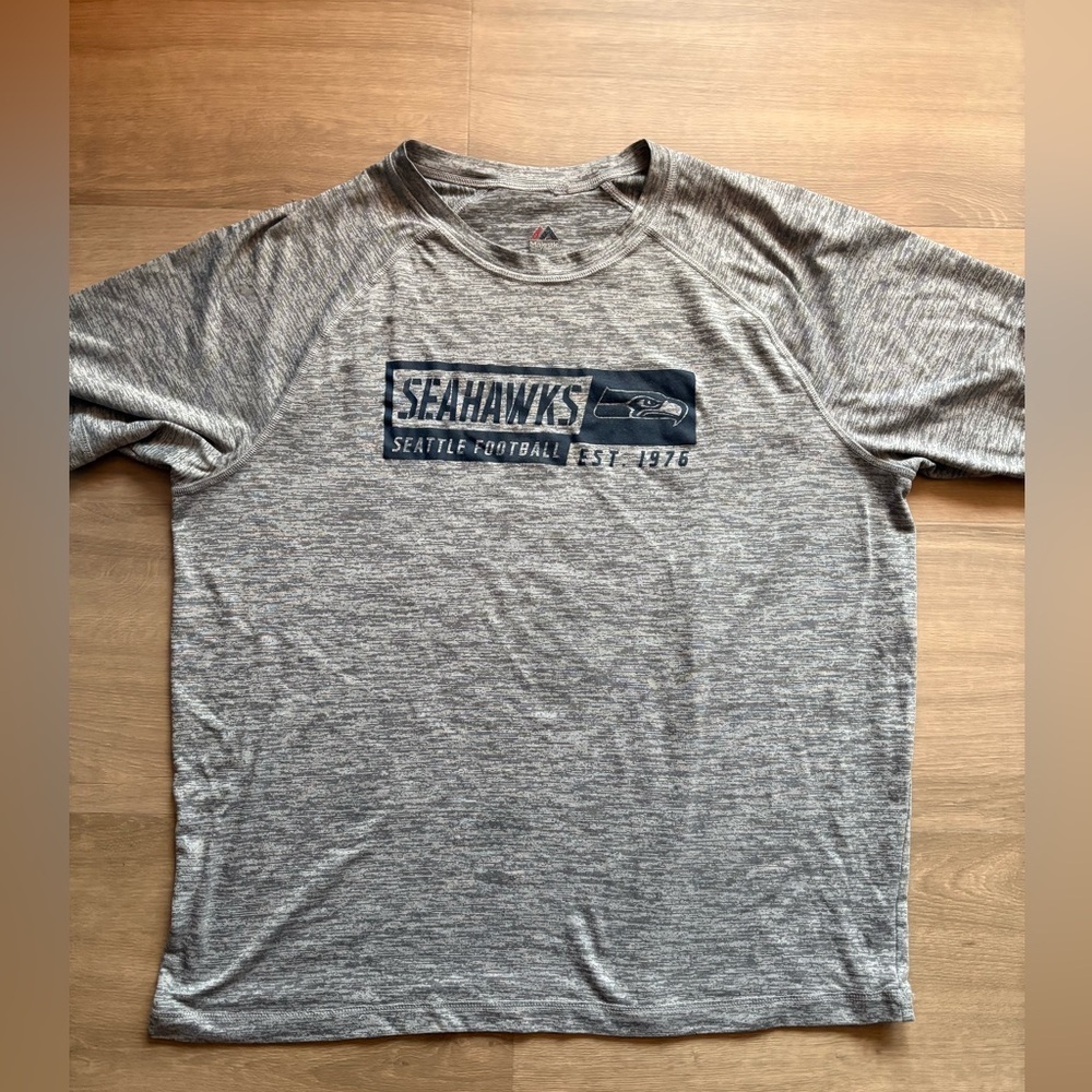Seahawks Athletic T-Shirt in Gray- size XL